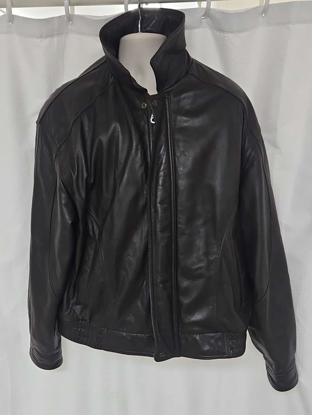 Reed's SPORTSWEAR Men's Brown Leather Jacket - Classic Stand Collar